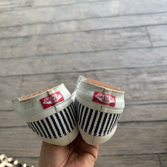 Vans Slip ons - Picture 4 of 5